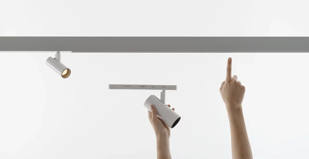 نصب حرفه‌ای چراغ‌ها