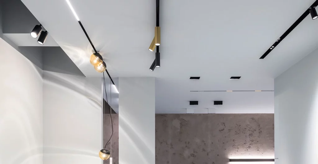 نگاهی به پیشگامان جهانی و جایگاه نورا